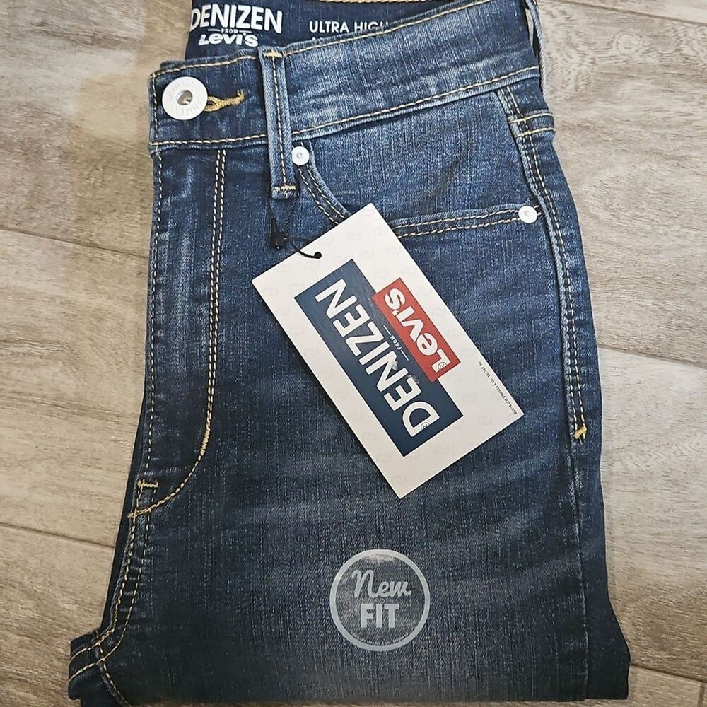 Denizen Levis Ultra high waist ankle Jegging